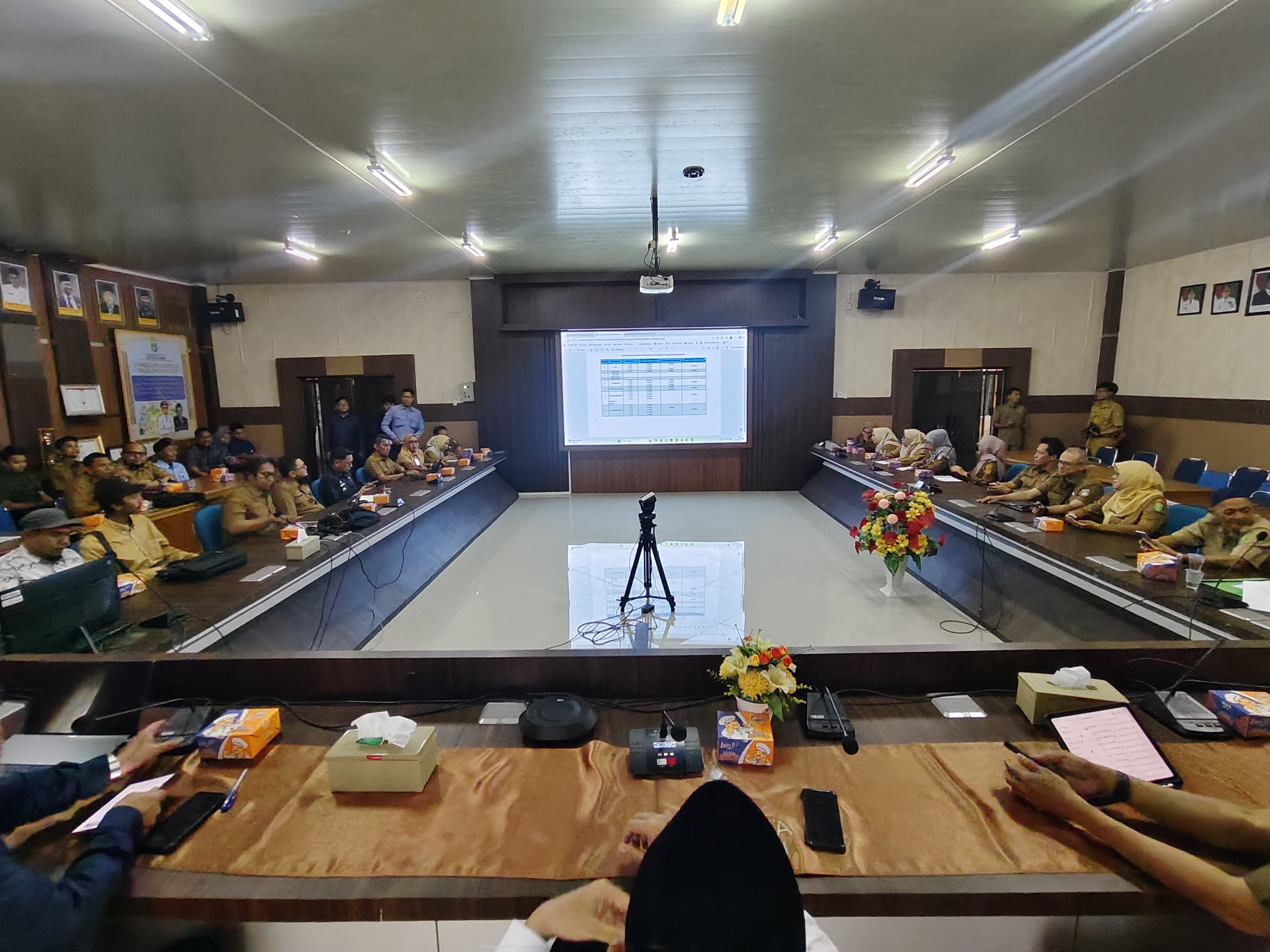 Rapat Koordinasi Pembahasan Laporan Terkait Perencanaan Pengadaan Tanah pada Segmen Lanjutan 2-8 & 10