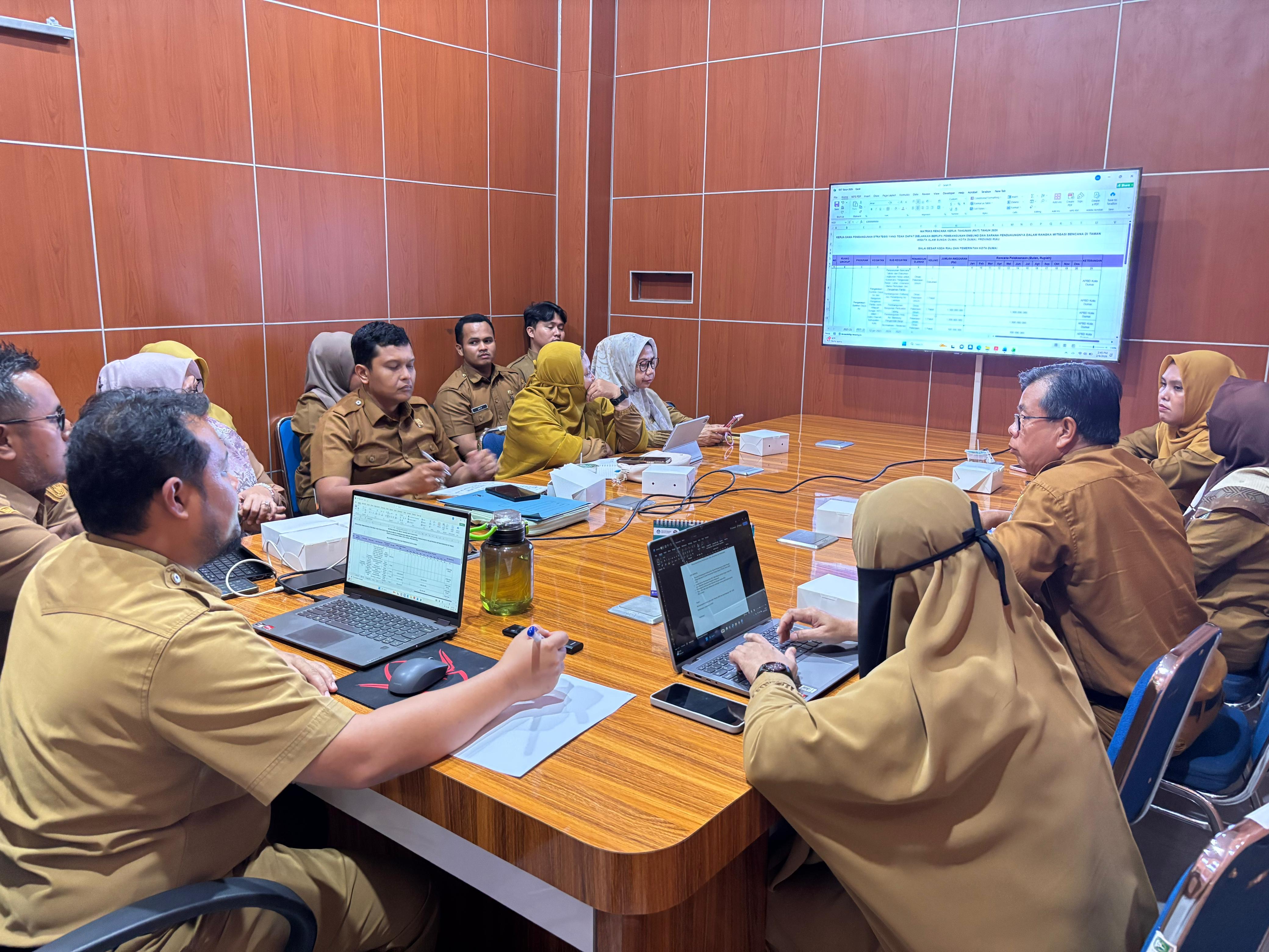 Rapat  Pembahasan Monitoring Evaluasi RKT Th.2025 & Usulan RKT Th.2026