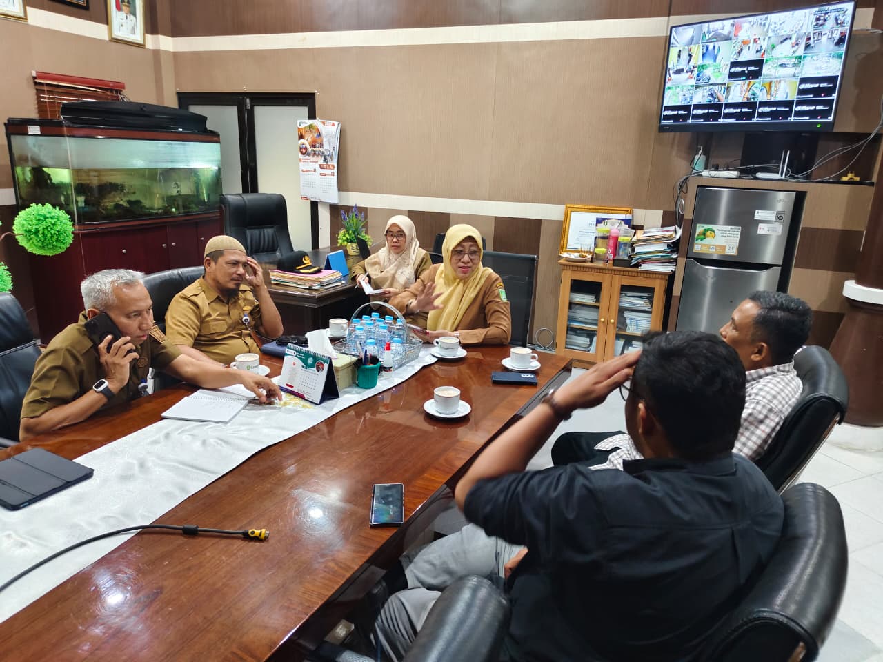 Rapat Persiapan Kunjungan VTeam (Fintech and Invesment Group) bersama Ass II & Kabag-Kabag
